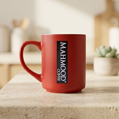 Mahmood Coffee Kırmızı Mottolu Porselen Kupa 